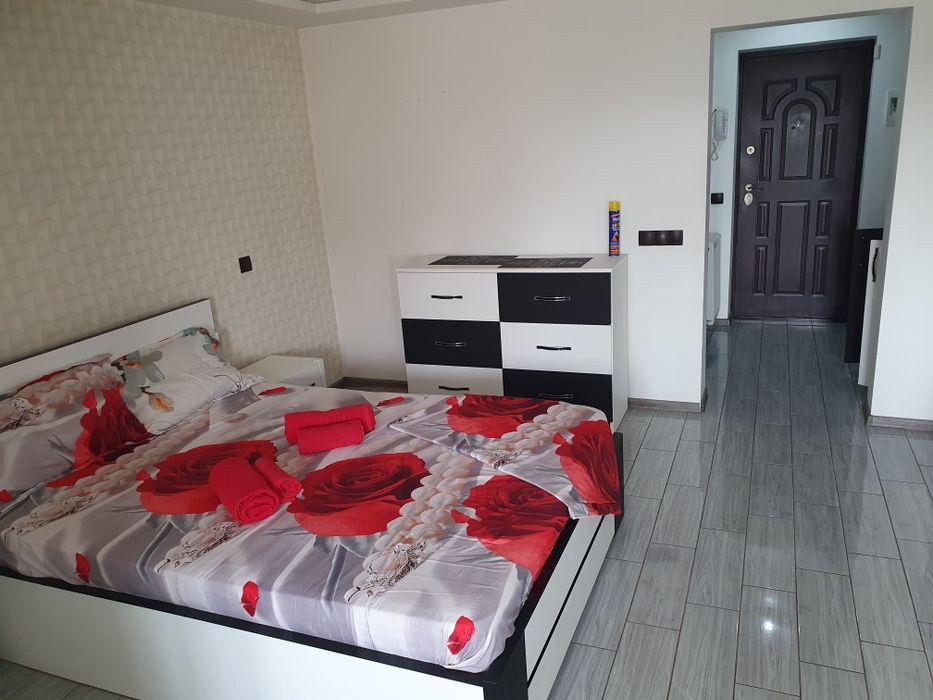 Inchiriez apartament cu 1 camera
