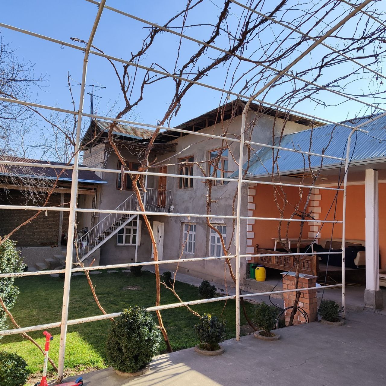 Срочно Чирчик,Продаётся участок