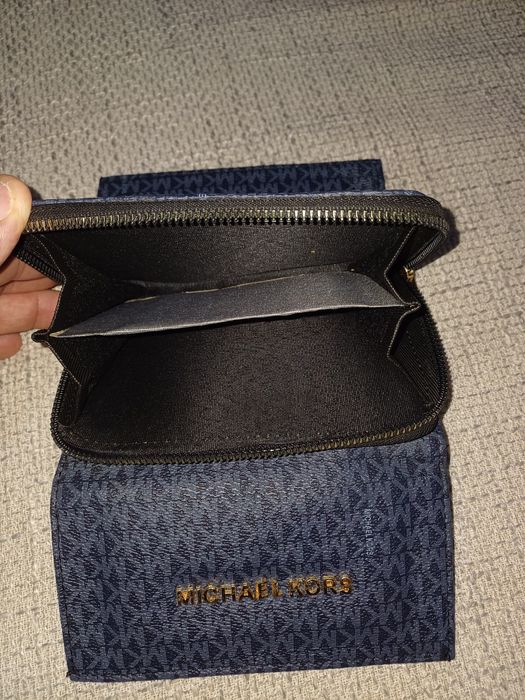 Portofel Michael Kors nou