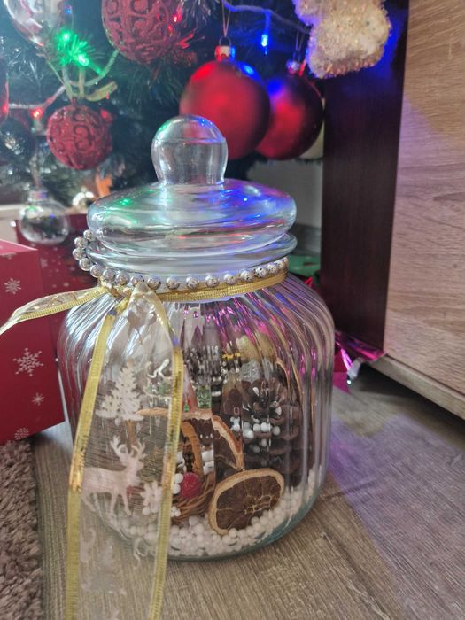 Коледен буркан с 365 късметчета