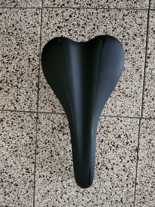 Седалка за колело cube rfr