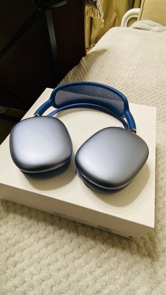 Продам Airpods Max
