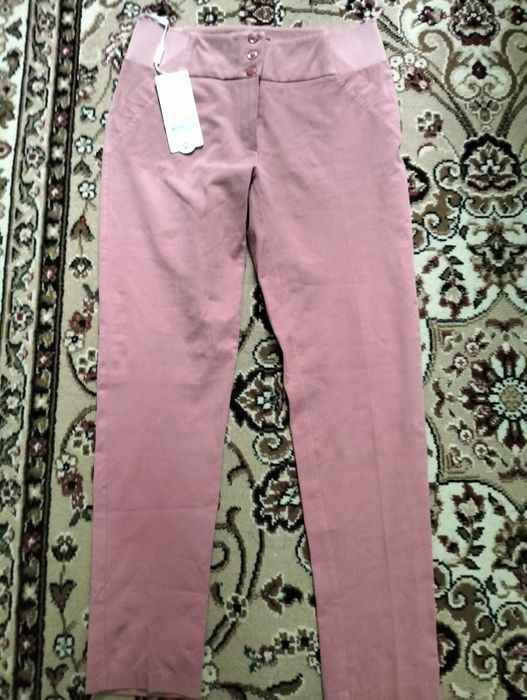 Женские новые брюки