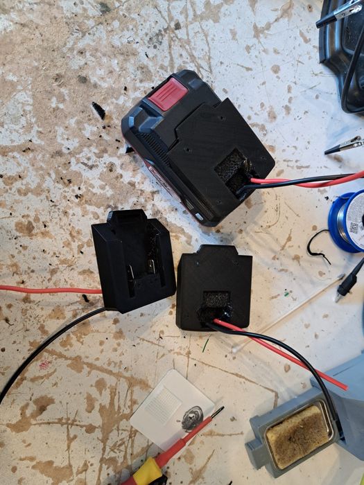 Adaptor acumulatori parkside la alte unelte