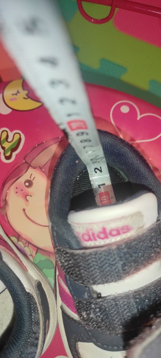 Лот маратонки adidas 19 номер