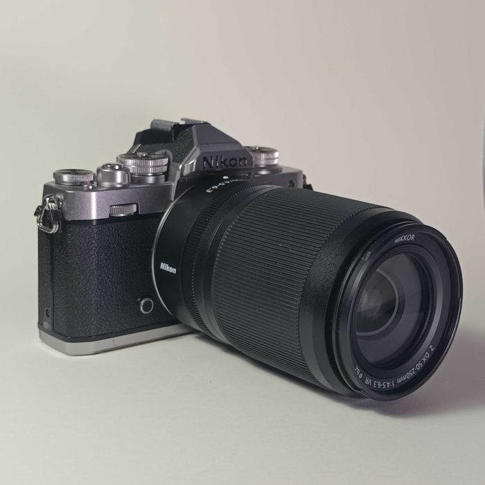 Nikon Z fc kit + grip + garanție / zfc z-fc / ca nou