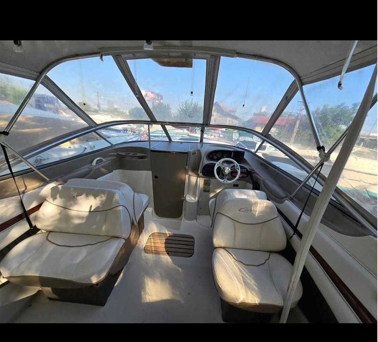 Bayliner Capri 2352 LS Cuddy 8 m V8 5.7 MPI Mercuiser 300 HP + peridoc