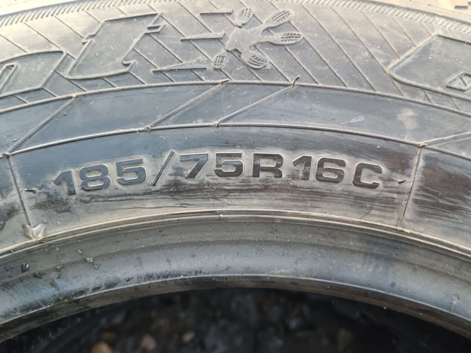 продам зимние шины на газель