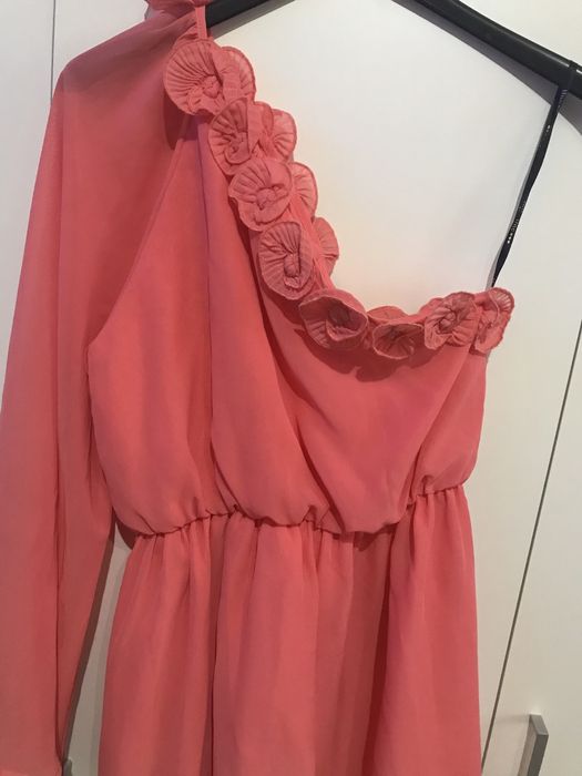 Vand diverse rochite de ocazie