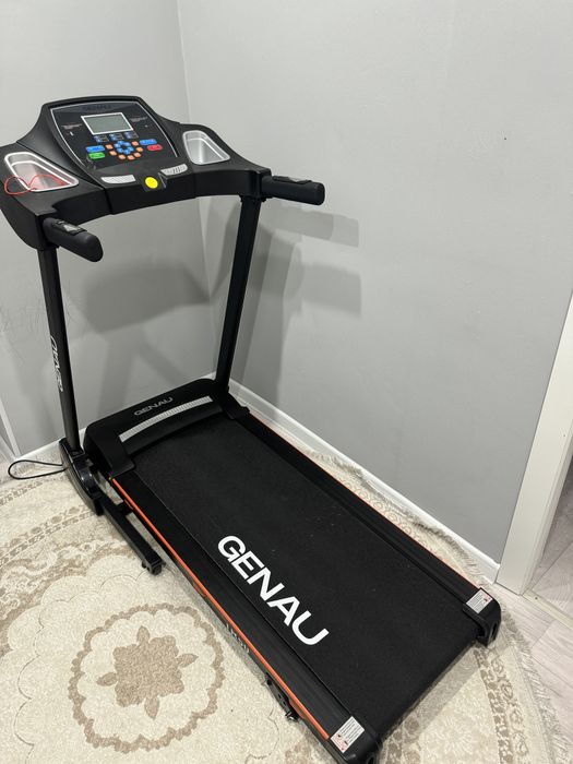 Беговая дорожка Genau TR50