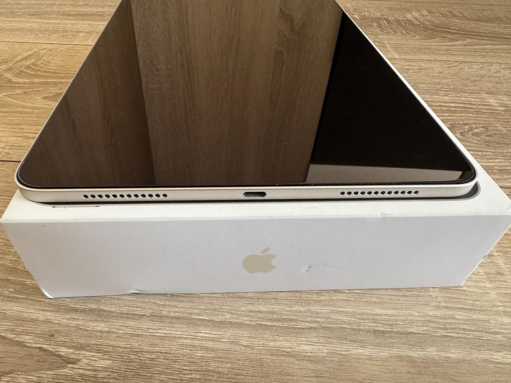 iPad Air 5, 64GB, Starlight