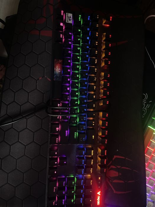 Продам клавиатуру Rapoo