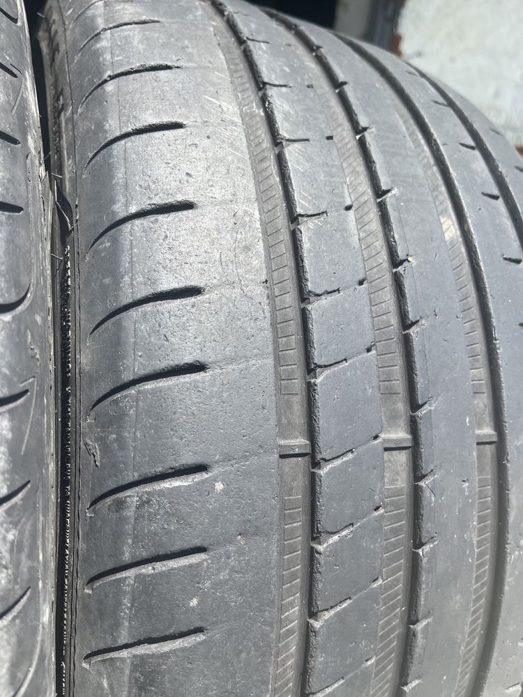 2 бр. летни гуми 265/30/20 GoodYear DOT 0618 5,2 mm