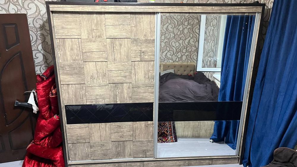 Продам вместительный шкаф  б/у. Состояние отличное