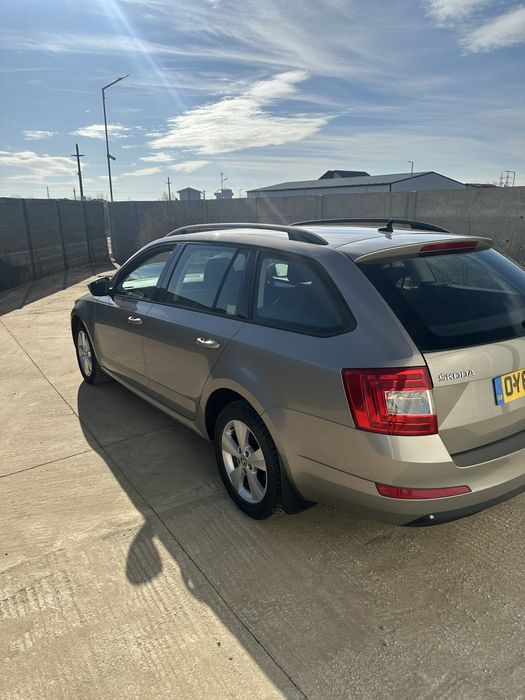 Usa stanga dreapta fata spate skoda octavia 3 break