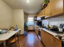Vand apartament cu 4 camere2 bai pe Aleea Poporului la etajul 2