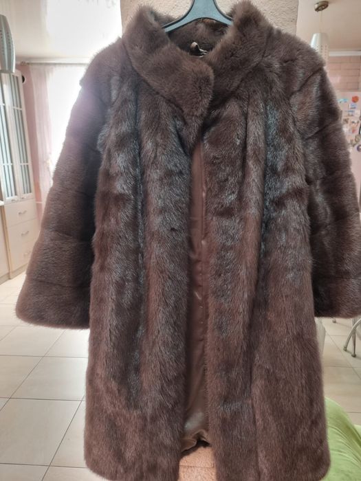 Продам норковую шубу