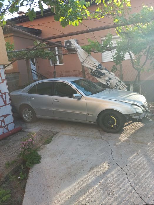 Mercedes W211 2.2 cdi -на части