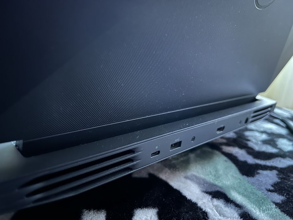 Laptop Gaming Dell G15 RTX 3050Ti, i5, 16GB RAM, 1TB SSD, Baterie 100%