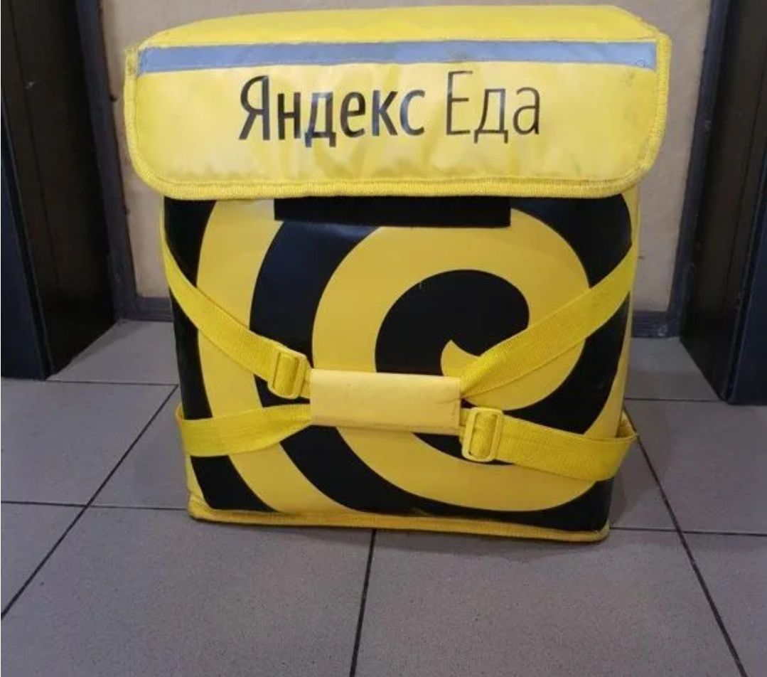 Продам термосумку Яндекс  новую