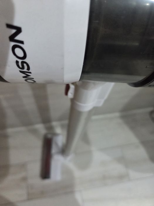 Vând aspirator thomson