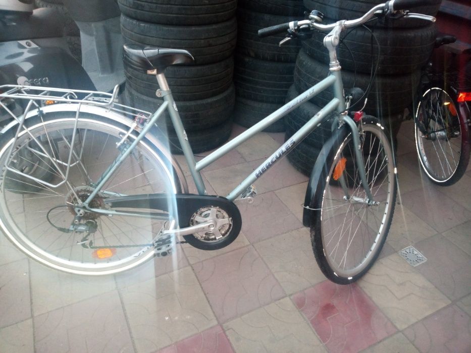 vand bicicleta de oras cu roti de 28 inch HERCULES super frumoasa