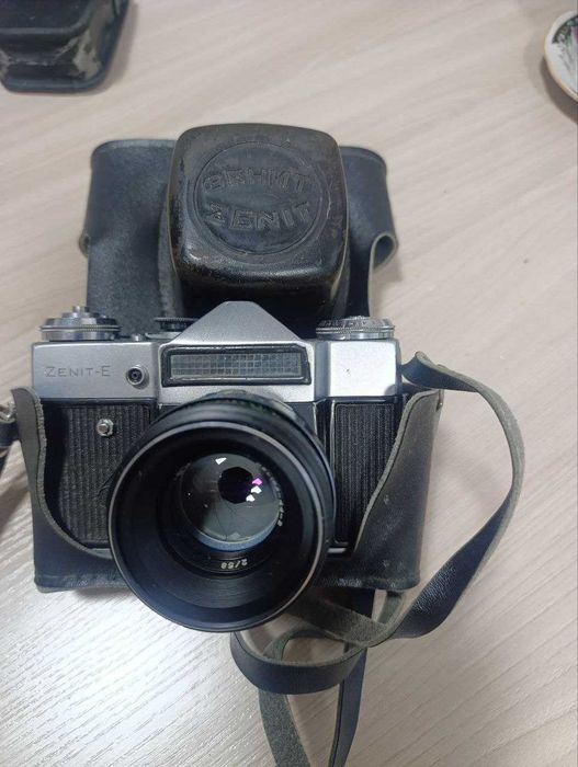 Продам фотоаппарат ZENIT-E
