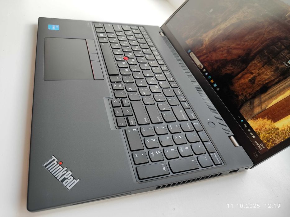Lenovo ThinkPad T16 Gen 1/i5-1235u/8/256/FHD/IPS/IrCam