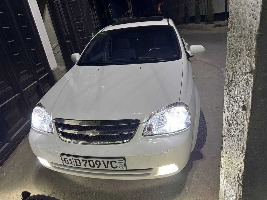 LACETTI 2013 1.6 avtomat Срочно!