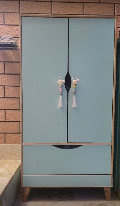 Шкаф для дома квартиры офиса дачи