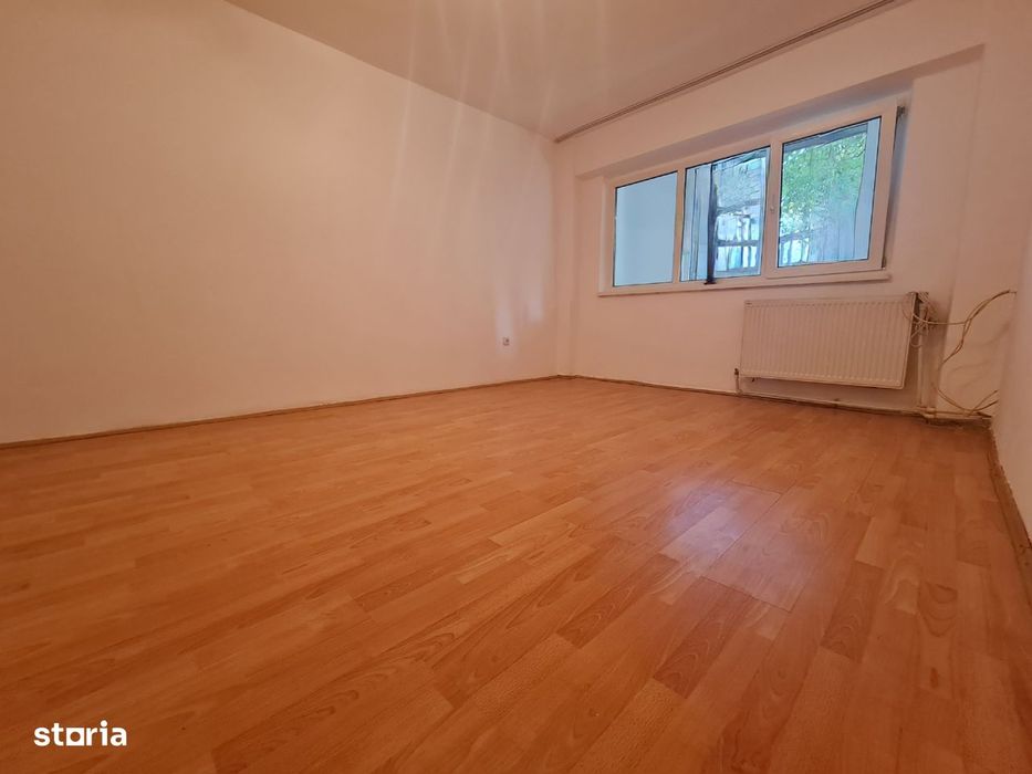 2 camere Obor , parter cu balcon ,sup 57 mp