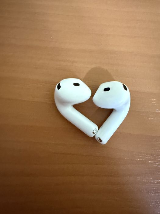 Pereche casti airpods 4