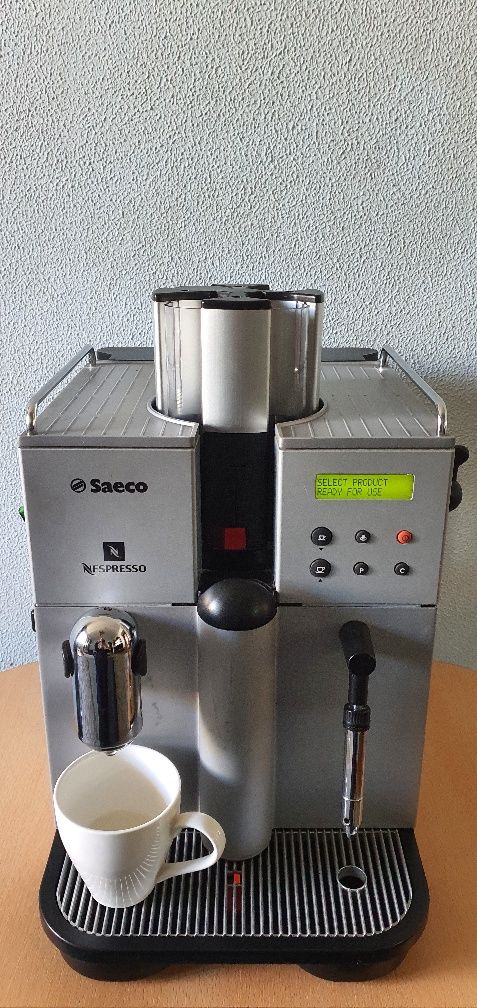 Vând espressor cafea Saeco Nespresso