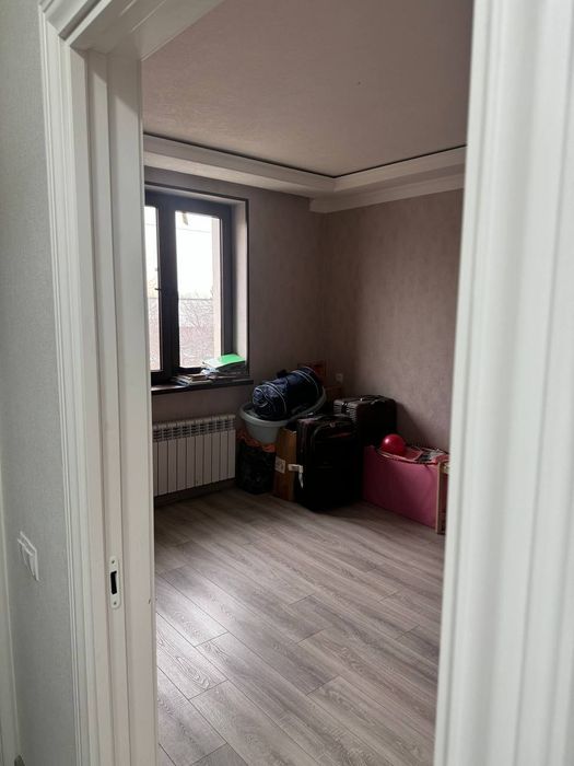 Продам 2/2/4 Бадамзар 77 серия