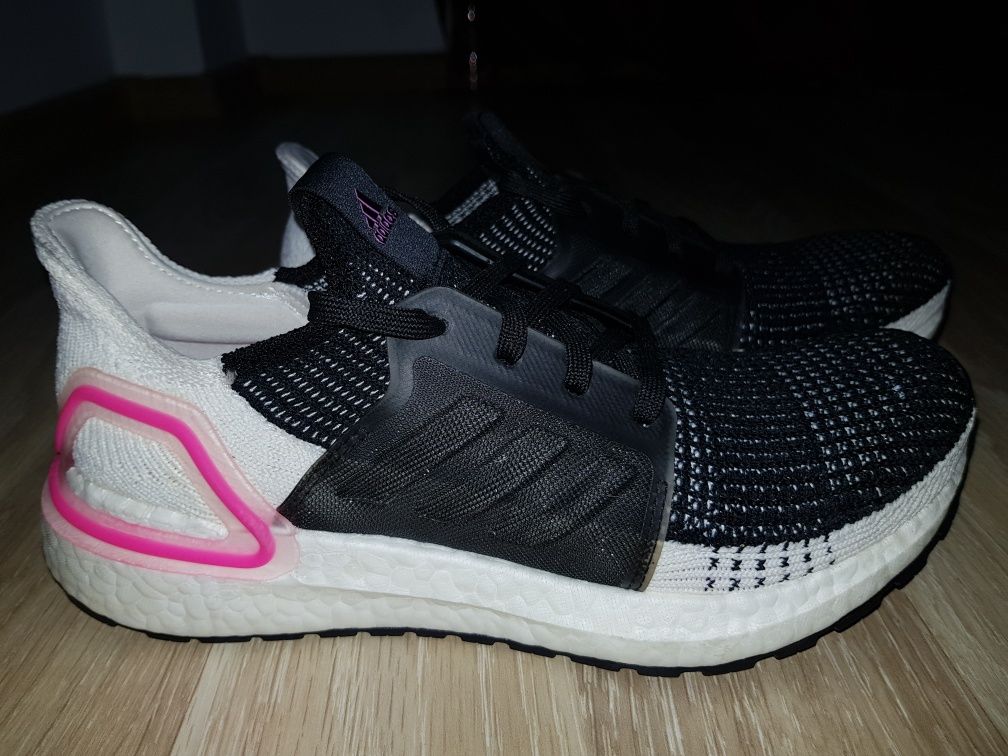 Adidasi Adidas Ultraboost 19 mărimea 39.jordan nike