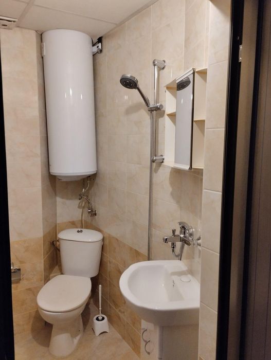 Просторен ТРИСТАЕН апартамент в кв. Мараша/ С ГАРАЖ!!!