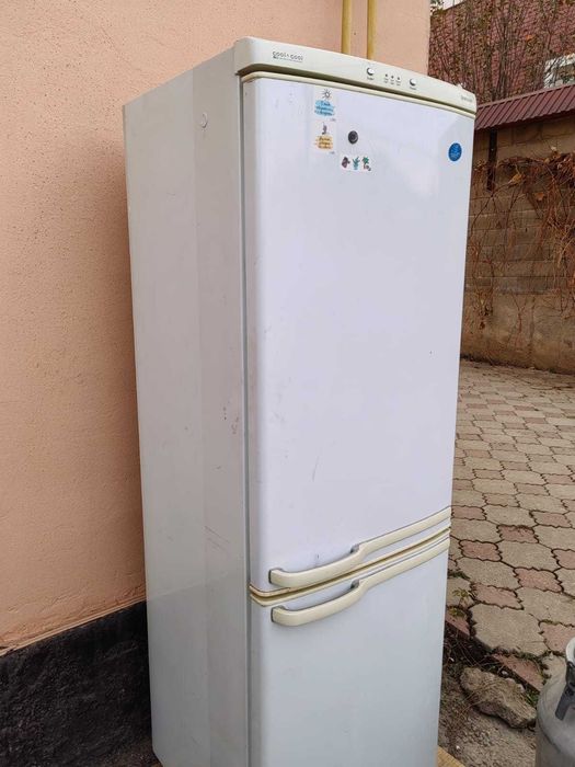 Холодильник Sumsung