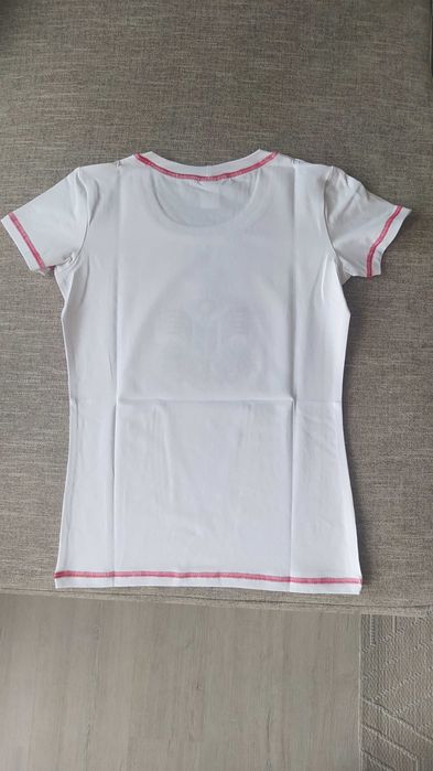 Дамска тениска с бродирана шевица, размер XS