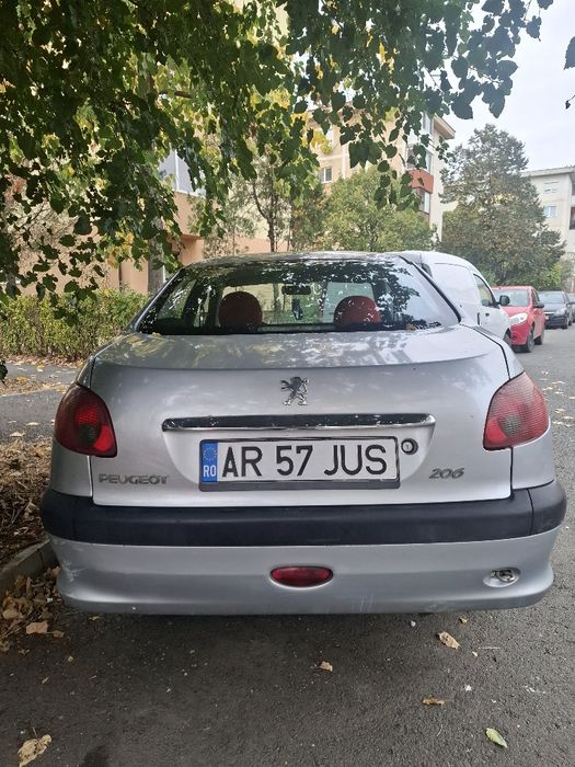 Vând Peugeot 206