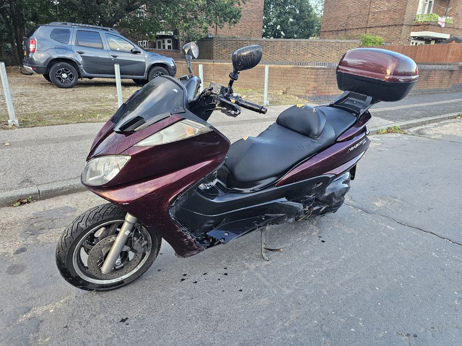 Yamaha majesty 400