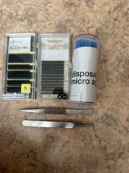 Пинцет для ресниц