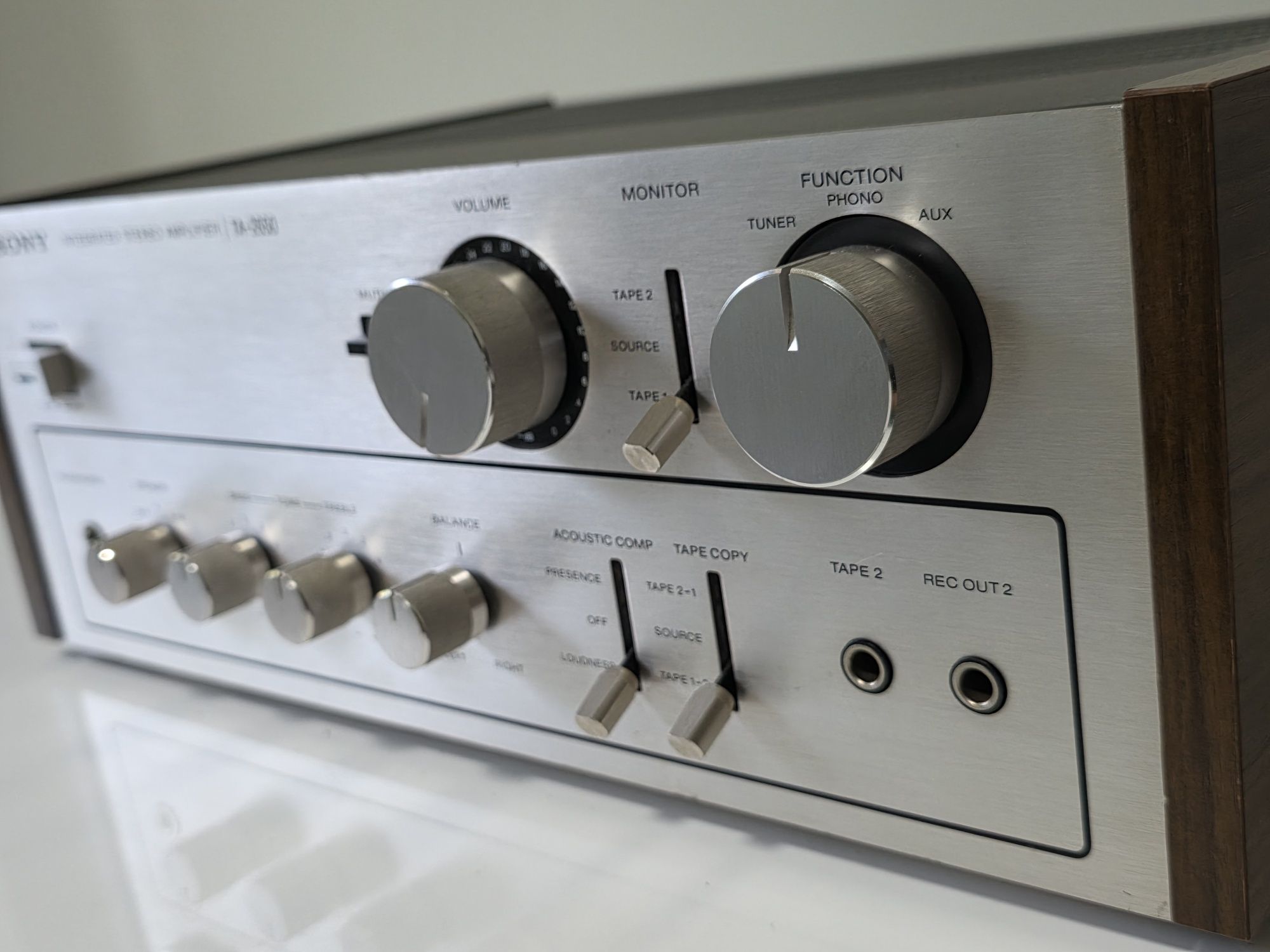 Sony TA-2650 integrated amplifier