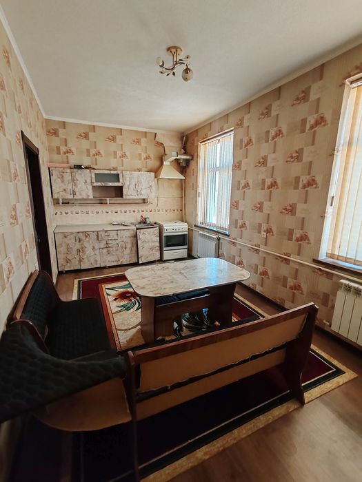 Ором бозор атрофида янги домда 4хонали кв  ижарага 250$га берилади