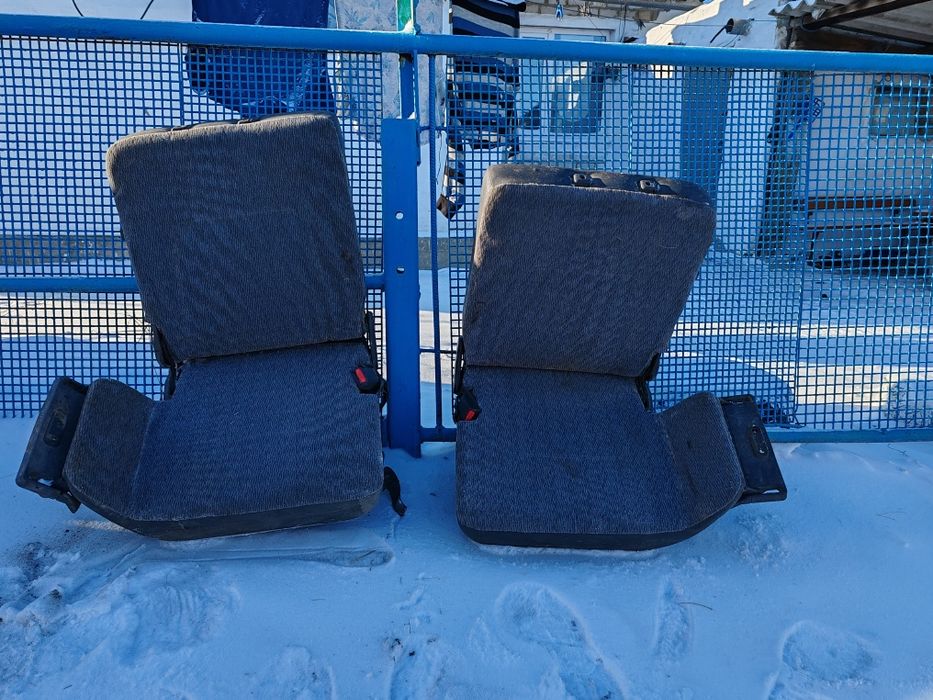 Сиденья Mitsubishi pajero