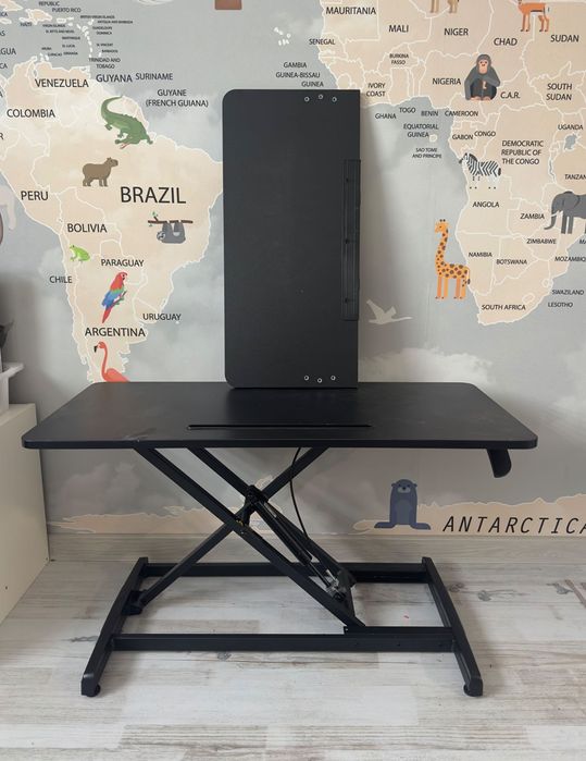 Регулируема стойка за бюро, маса за лаптопи и монитори - сгъваема