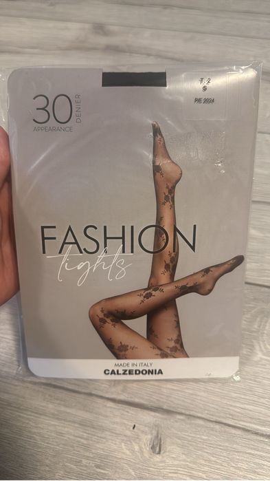Dresuri Calzedonia noi