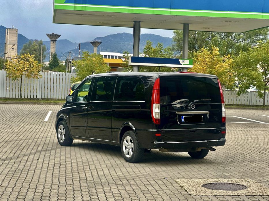 Mercedes vito 111cdi 2010 usi laterale lung 8+1 locuri