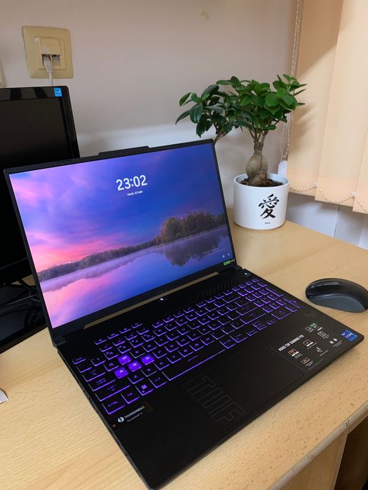 Laptop ASUS Gaming F16 (RTX 4050, i7, 16GB RAM, 1TB SSD) + Windows 11