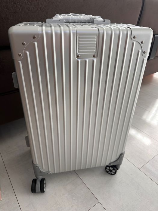 Troller de cabina 100% Aluminiu 20” 55cm TSA Nou nefolosit