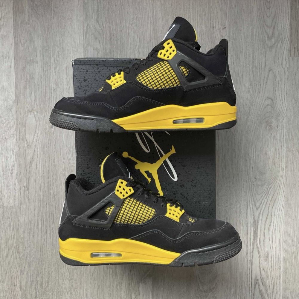 Nike Air Jordan 4 “Yellow Thunder”